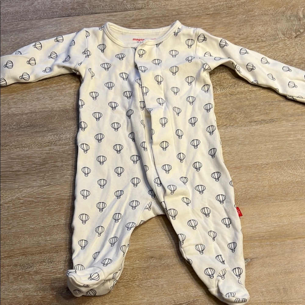 Magnetic me cotton pajamas VGUC